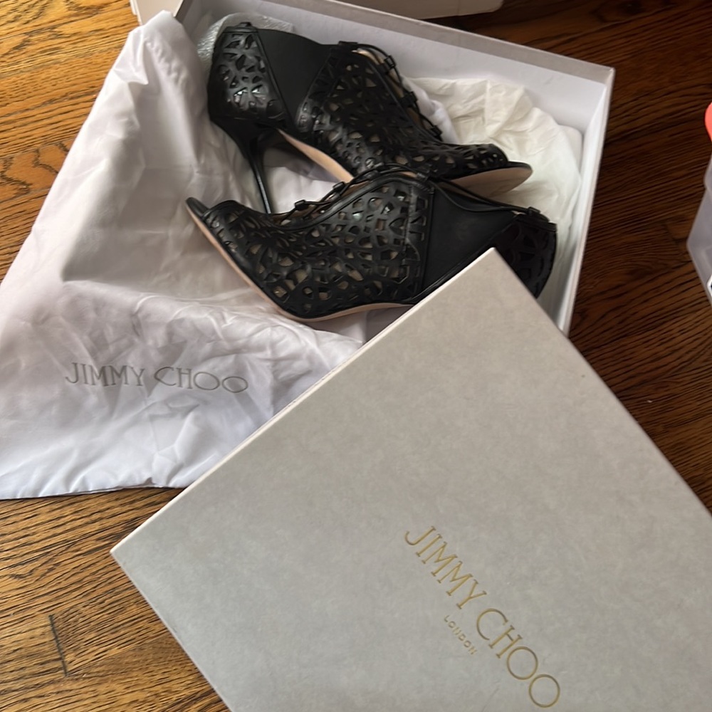 Jimmy Choo size 40 - Picture 4 of 6